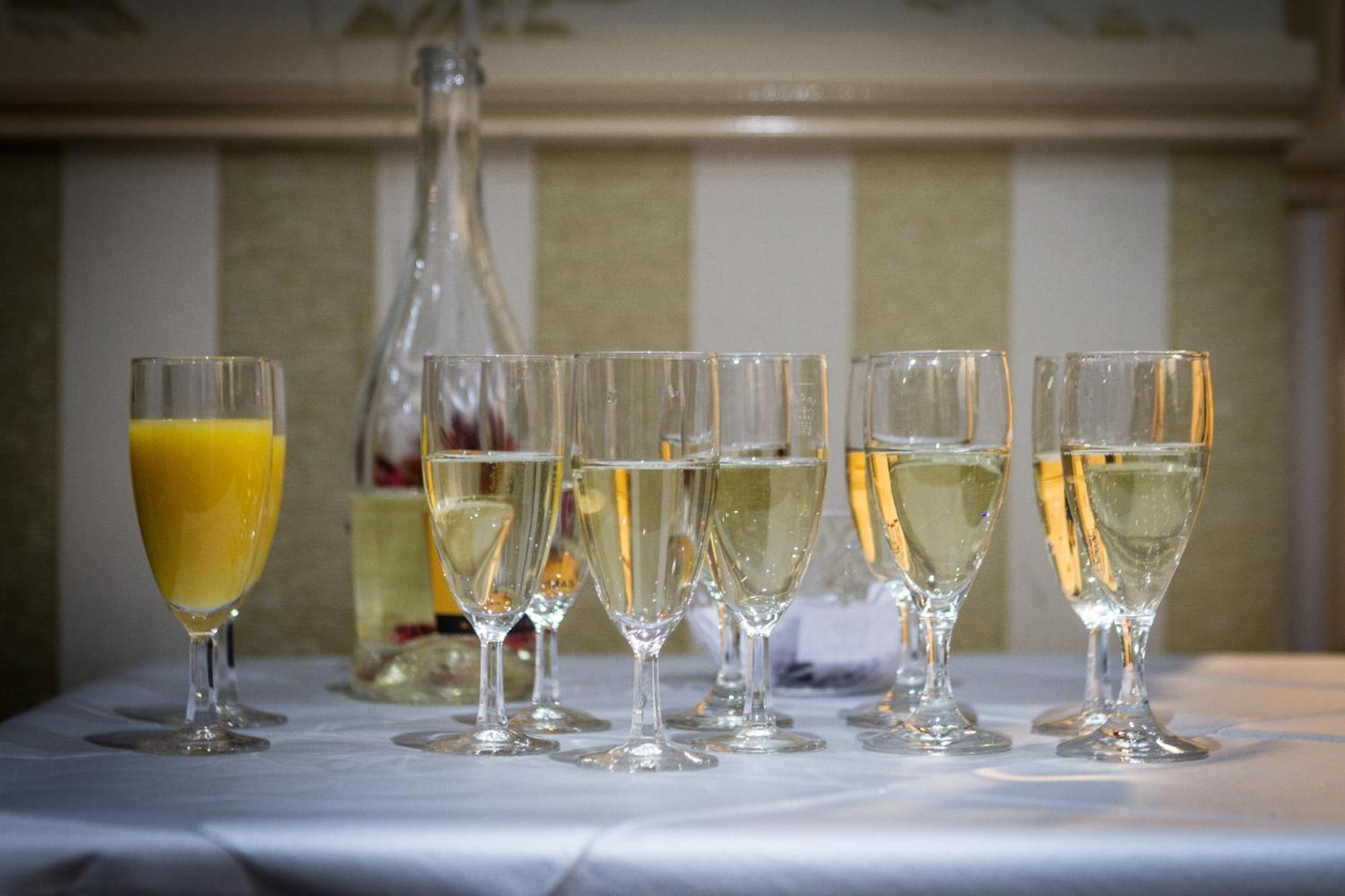The Sandringham Court Hotel & Apartment Welcoming Large And Small Groups For 15 Years Блекпул Екстериор снимка